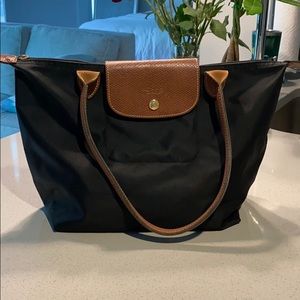 Small Le Pliage Nylon Shoulder Tote in Black